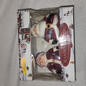 Publix christmas salt and pepper shackers